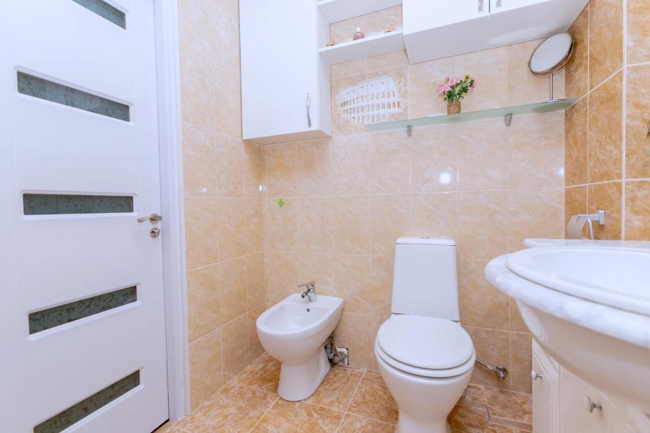 Apartament De Lux Cu 2 Camere Si Living Chisinau Exterior photo